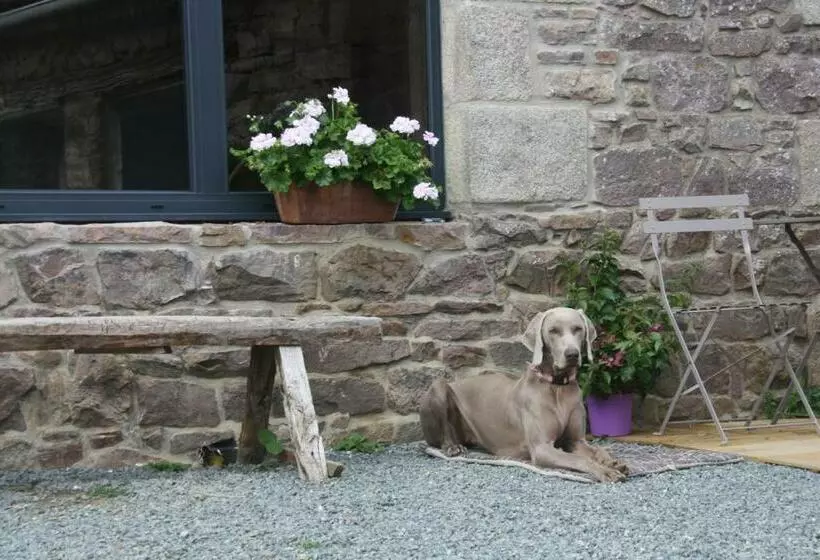 Aamiaismajoitus (B&B) L Esperluète