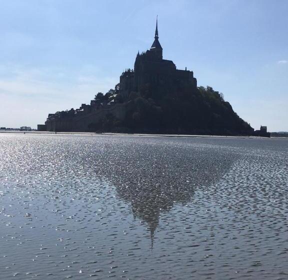 مبيت وإفطار La Chamade