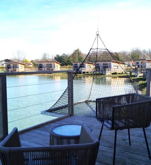 Отель écolodges Du Golf Du Sauternais