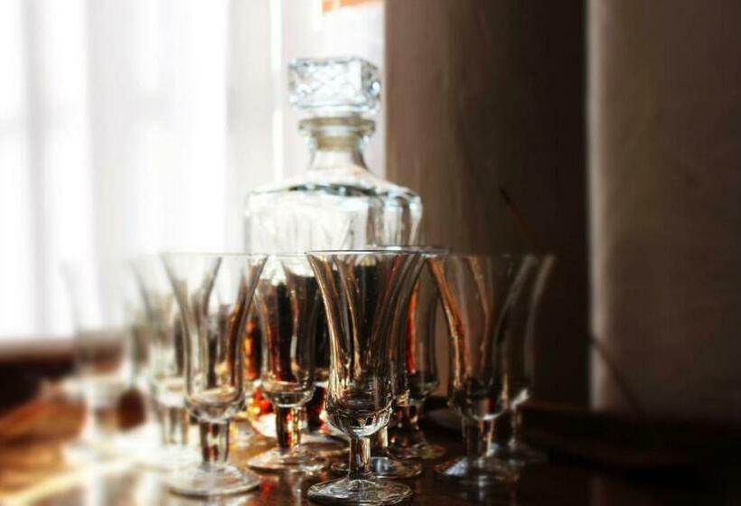 Пансион Jean Alno