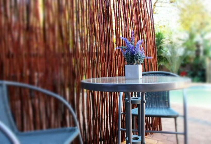 Пансион Jean Alno