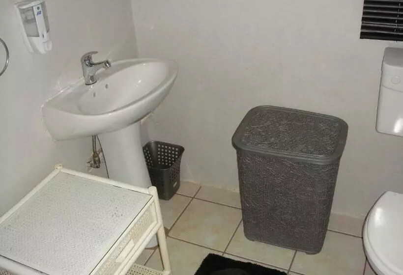 Majatalo Kudu Cottages