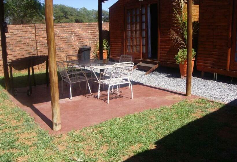 بنسيون Kudu Cottages