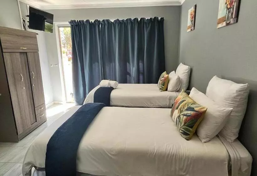 Majatalo Kudu Cottages