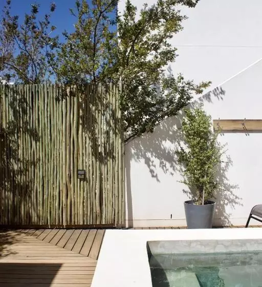 Majatalo The Bean Tree