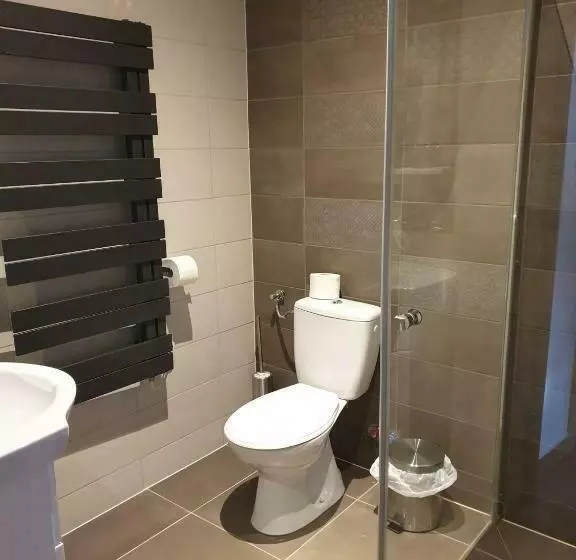 Aamiaismajoitus (B&B) Center Rooms