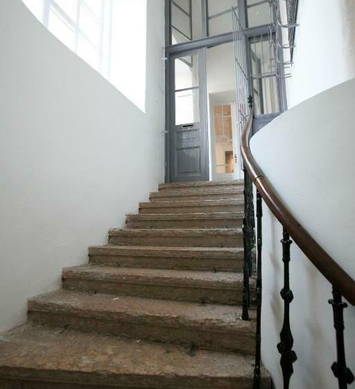 ベッドアンドブレックファースト Center Rooms