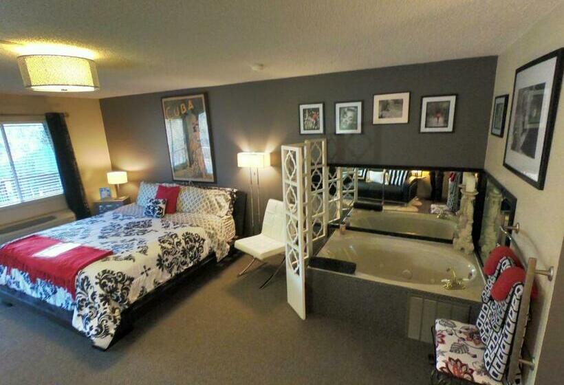 Tradewinds Lodging And Bed & Breakfast