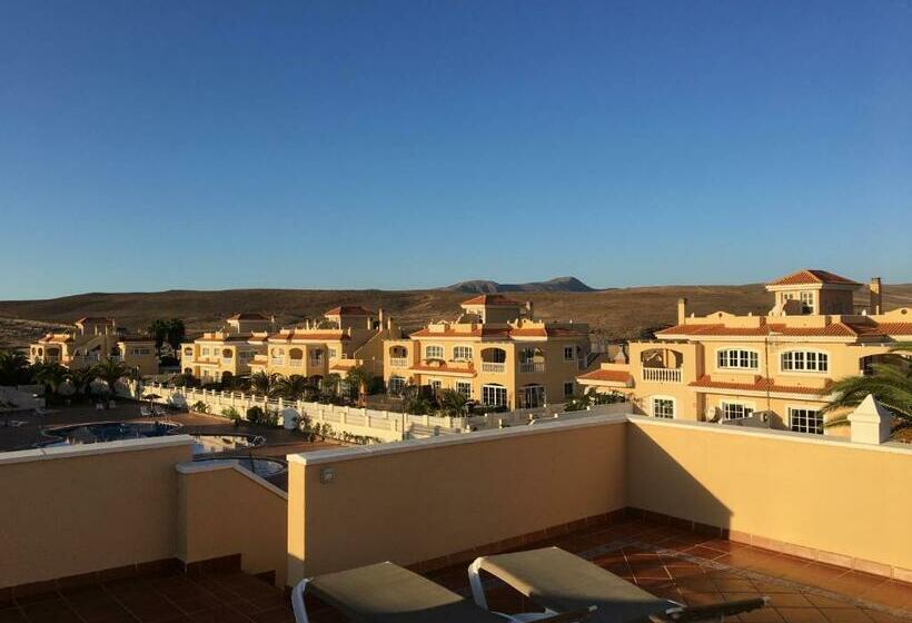 Las Rocas Golf And Sea