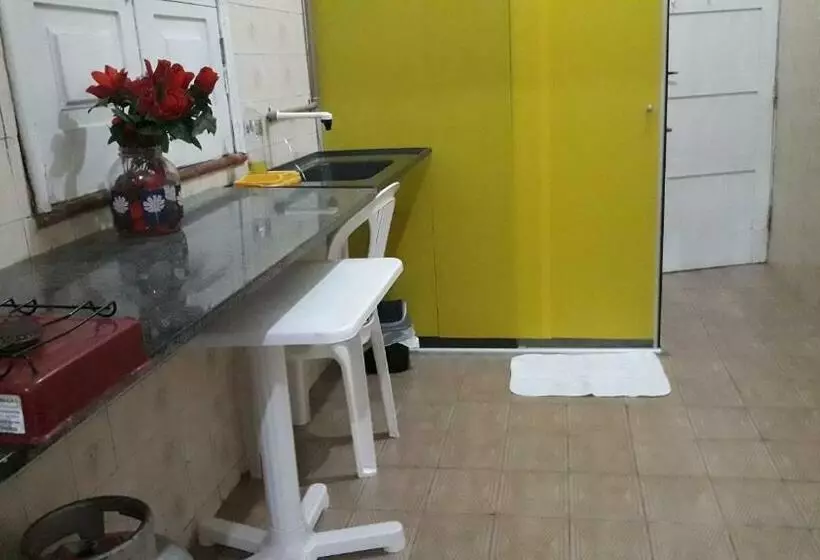 پانسیون Kitnet Mobiliada