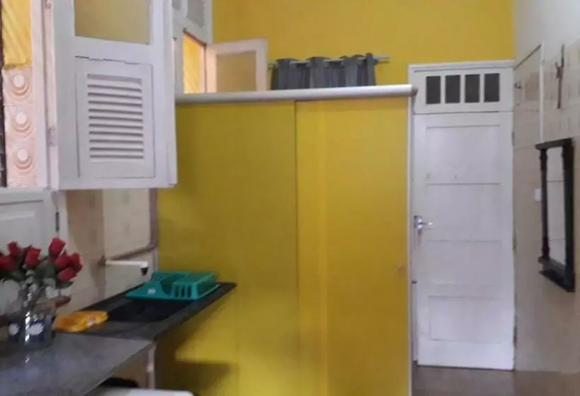 پانسیون Kitnet Mobiliada
