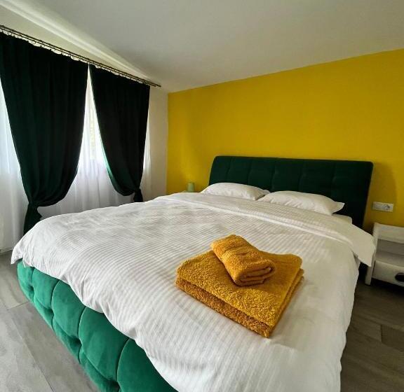 پانسیون Sunset Expanse