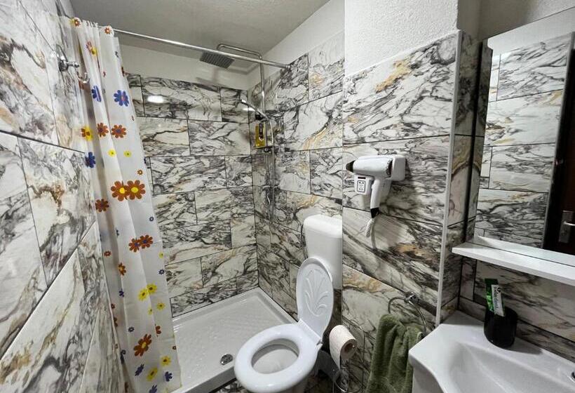 پانسیون Sunset Expanse