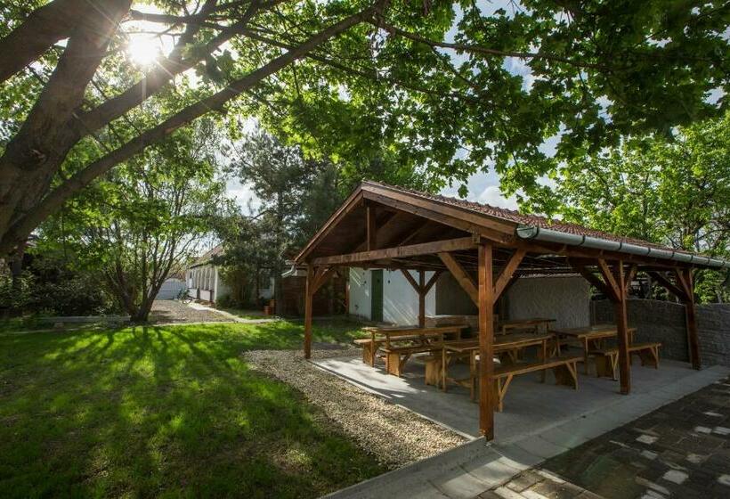 بنسيون Veronika Vendégház Egerszalók