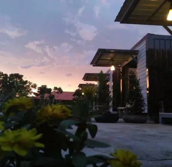 Majatalo Wattana Home