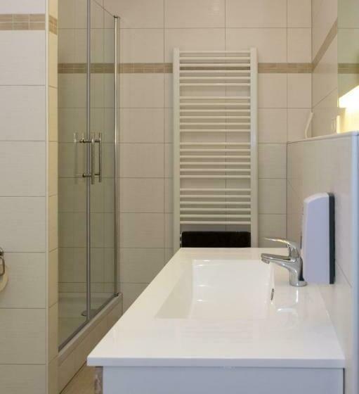 膳宿费 Zimmervermietung Dietzenbach