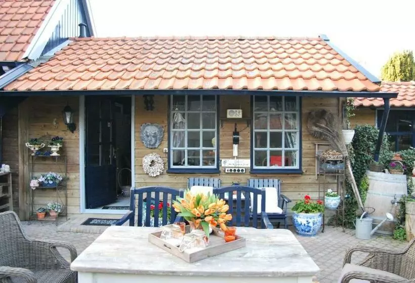 Prive Tuinhuis B&b Elly