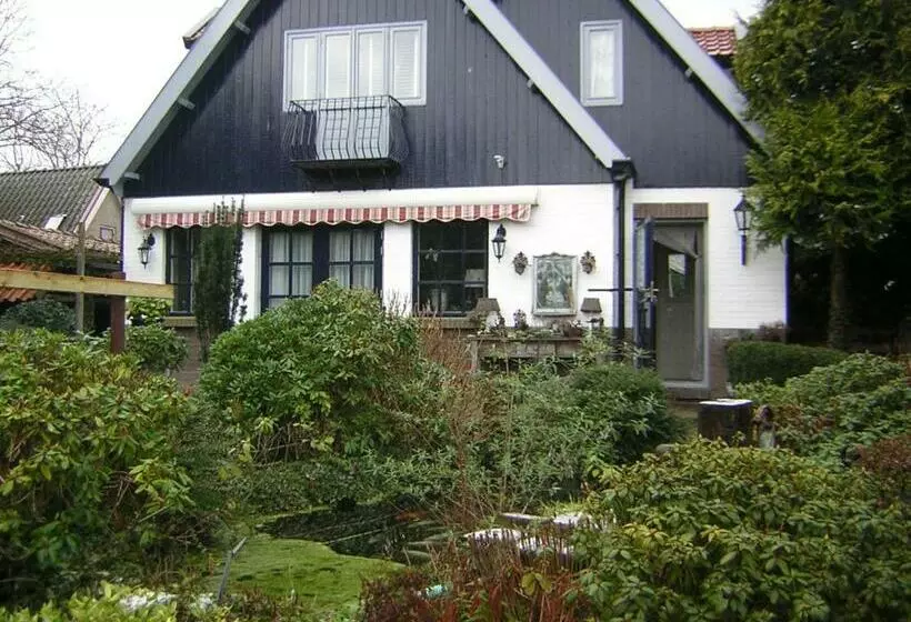 Prive Tuinhuis B&b Elly