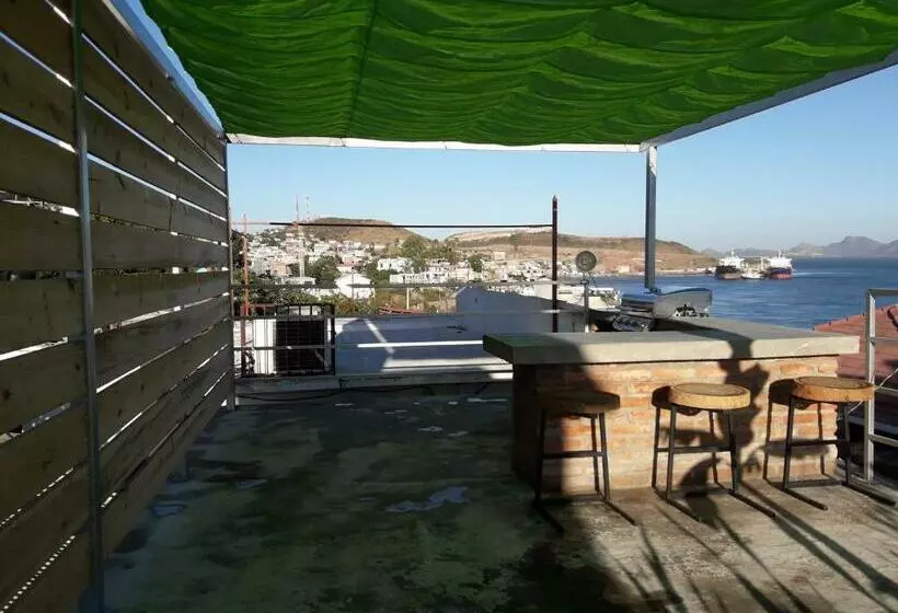 Tortuga Hostel