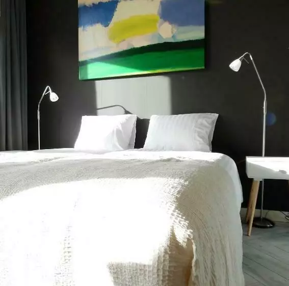 ベッドアンドブレックファースト Hus