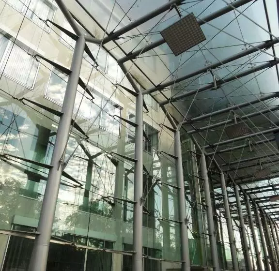 ベッドアンドブレックファースト Hus