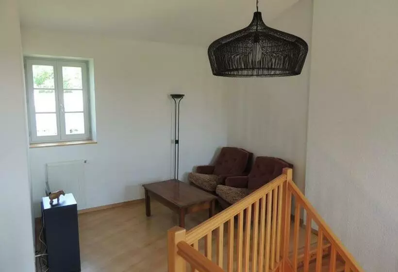 Aamiaismajoitus (B&B) La Ferme Des Buis