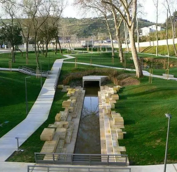 Aamiaismajoitus (B&B) Quebra Costas Rooms Torres Vedras