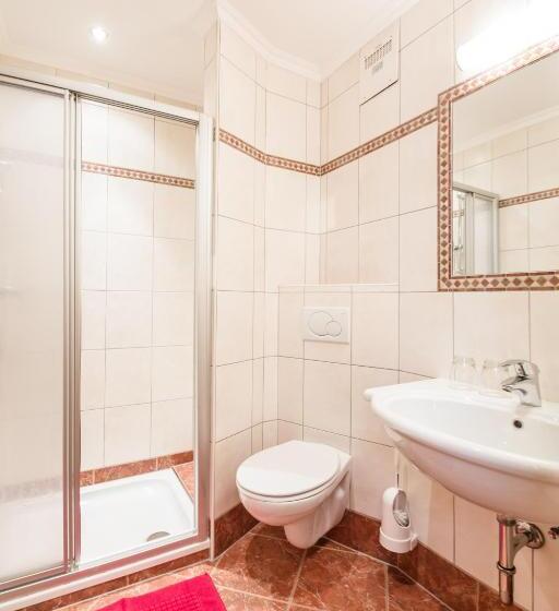 בית מלון כפרי Scharfetthof