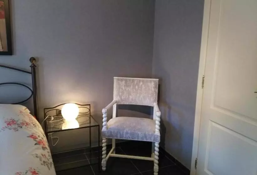 ペンション Les Sansonnets