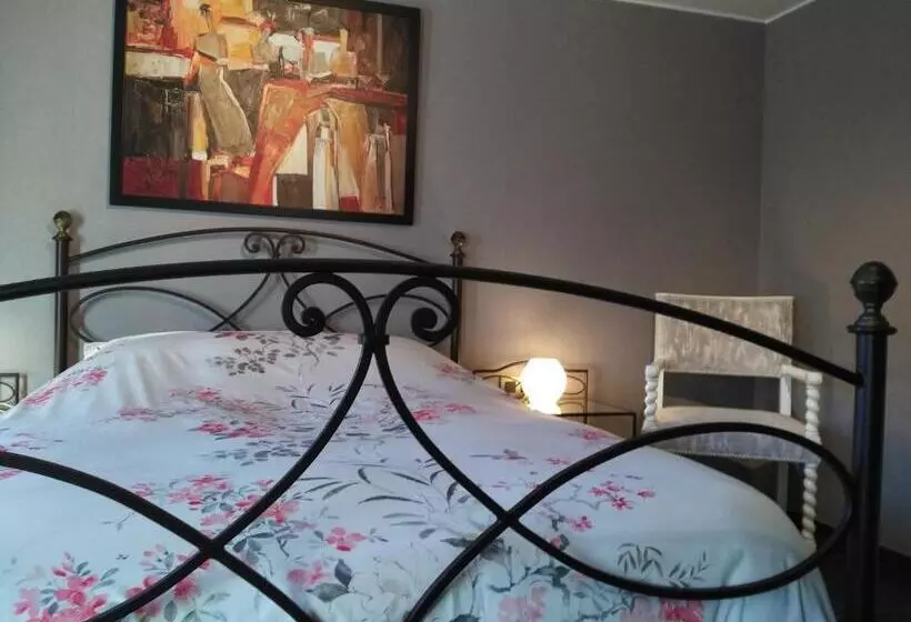 ペンション Les Sansonnets