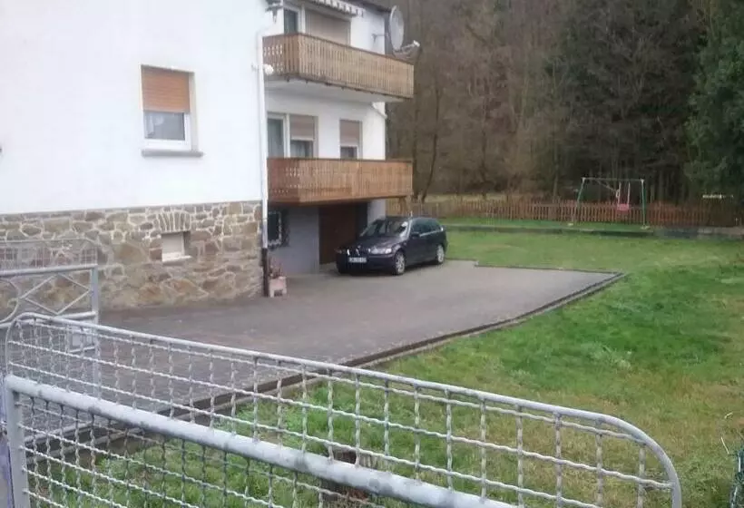 Pension Ehringshausen