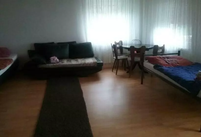 Pension Ehringshausen