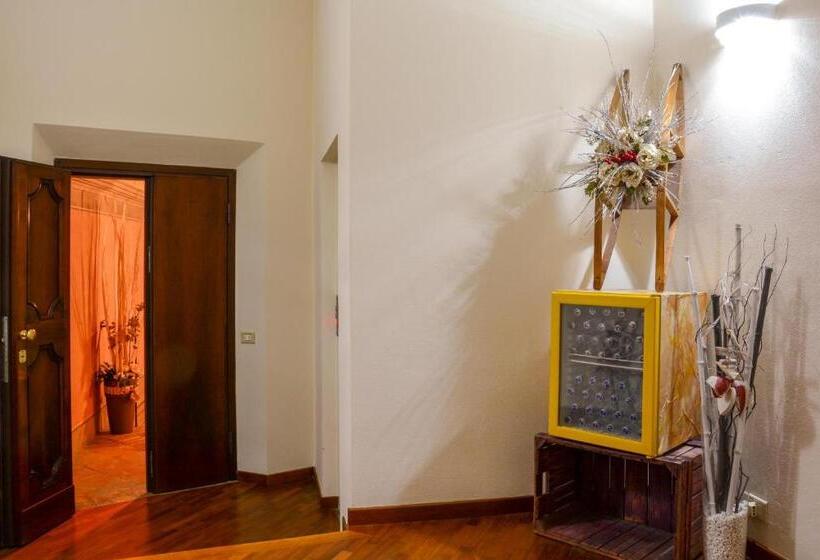 호스텔 Locanda Al Portone