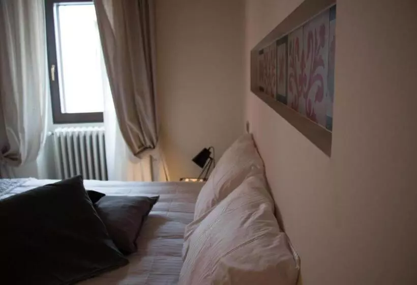 تختخواب و صبحانه Cece Nove   Sotto L Arco