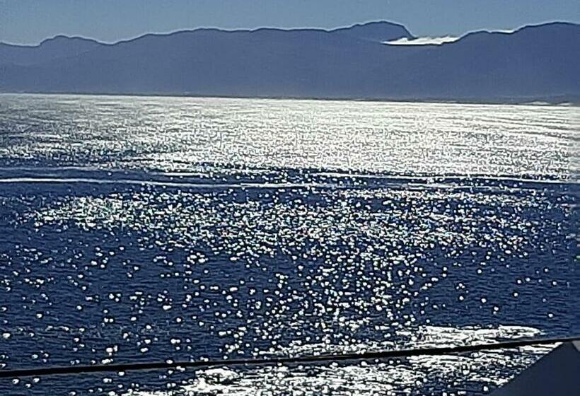 Bed and Breakfast Eirene Place