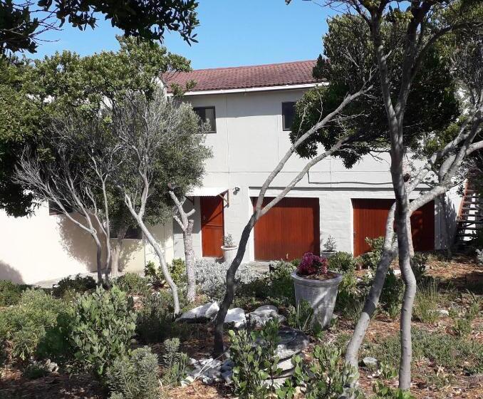 Bed and Breakfast Eirene Place