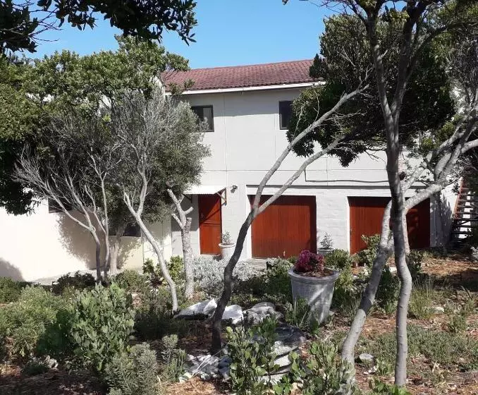 Aamiaismajoitus (B&B) Eirene Place