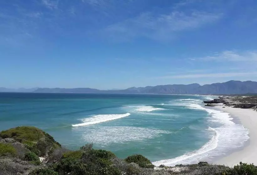 Aamiaismajoitus (B&B) Eirene Place