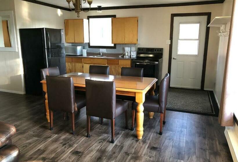 Отель Marina Chibougamau