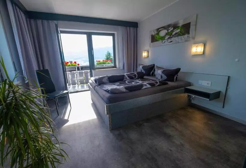 Majatalo 180gradblick