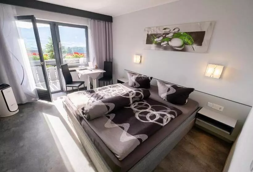 Majatalo 180gradblick