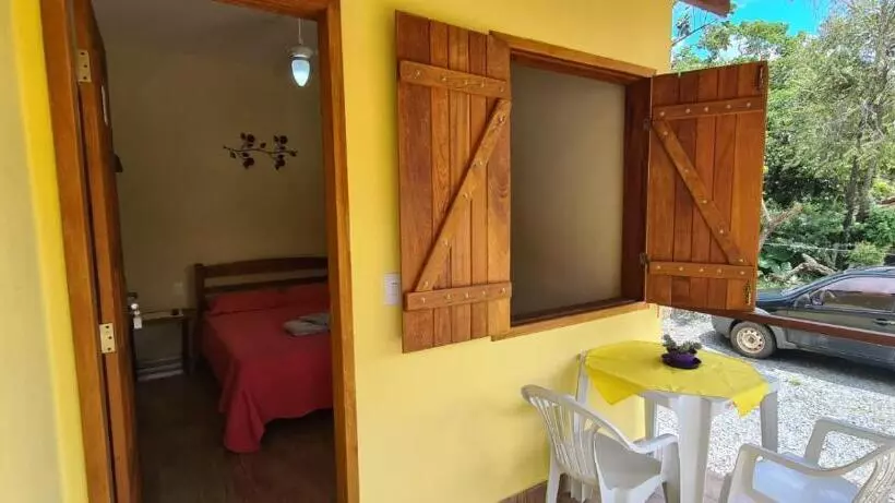 Pension Chalés Mucios