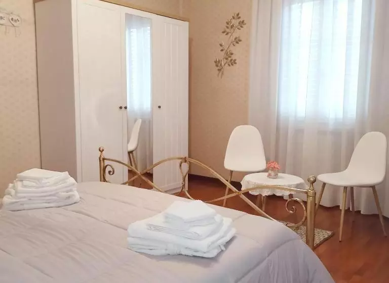 Majatalo La Casa Di Tino