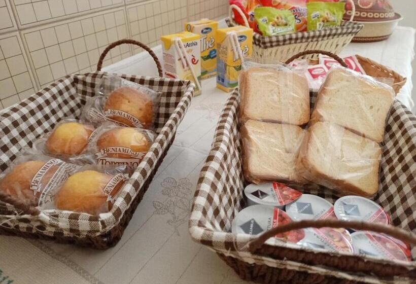 膳宿费 La Casa Di Tino