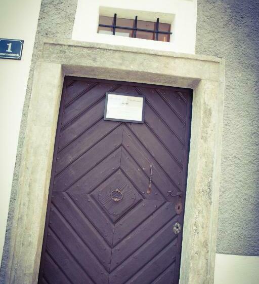 Aamiaismajoitus (B&B) Schwarzes Haus