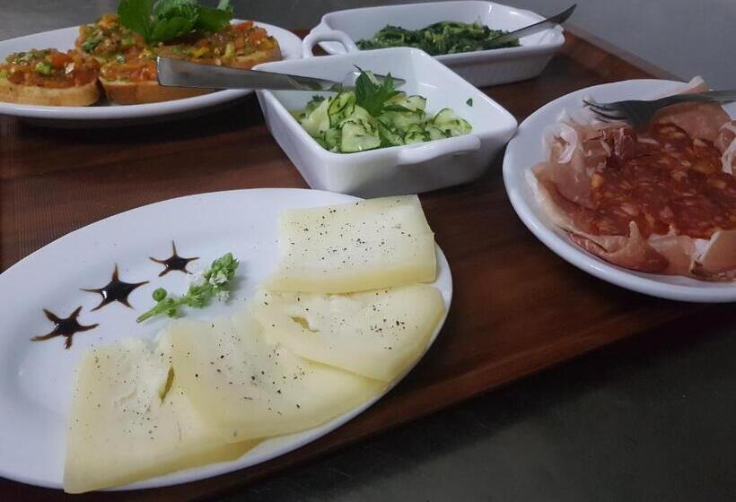 فندق Agriturismo Petra Lucana