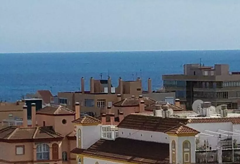 Majatalo Apartamento Las Torres Con Vista Al Mar