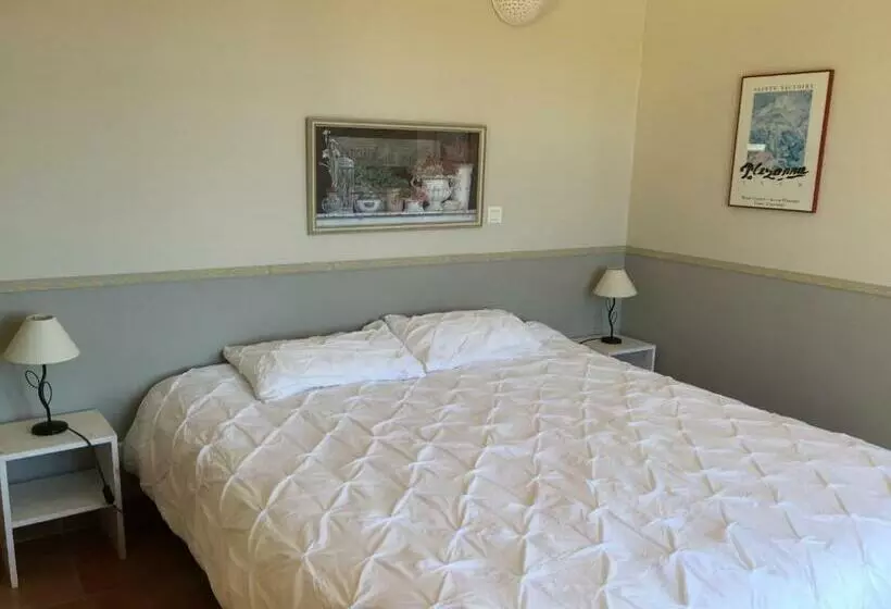 Majatalo Au Pied Du Ventoux