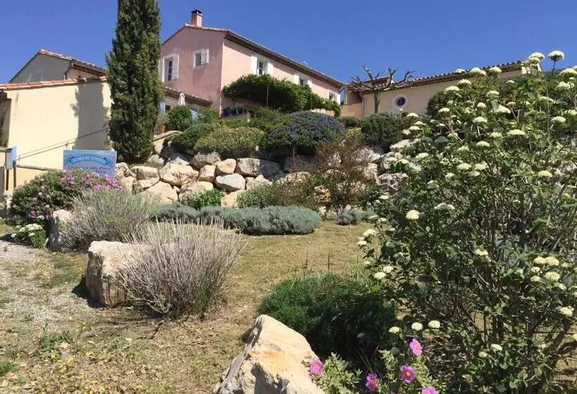 Majatalo Au Pied Du Ventoux