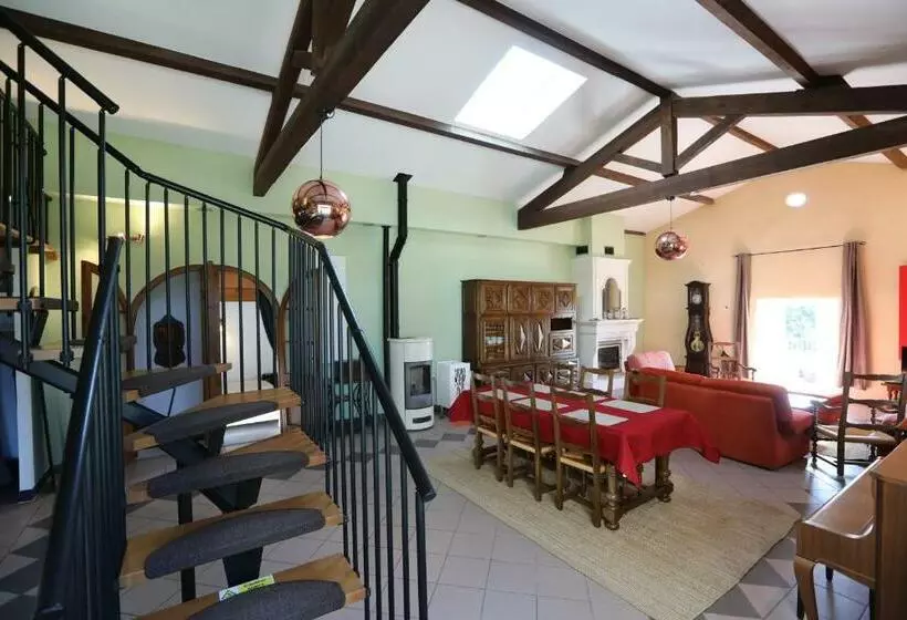 Majatalo Villa Rouvesol